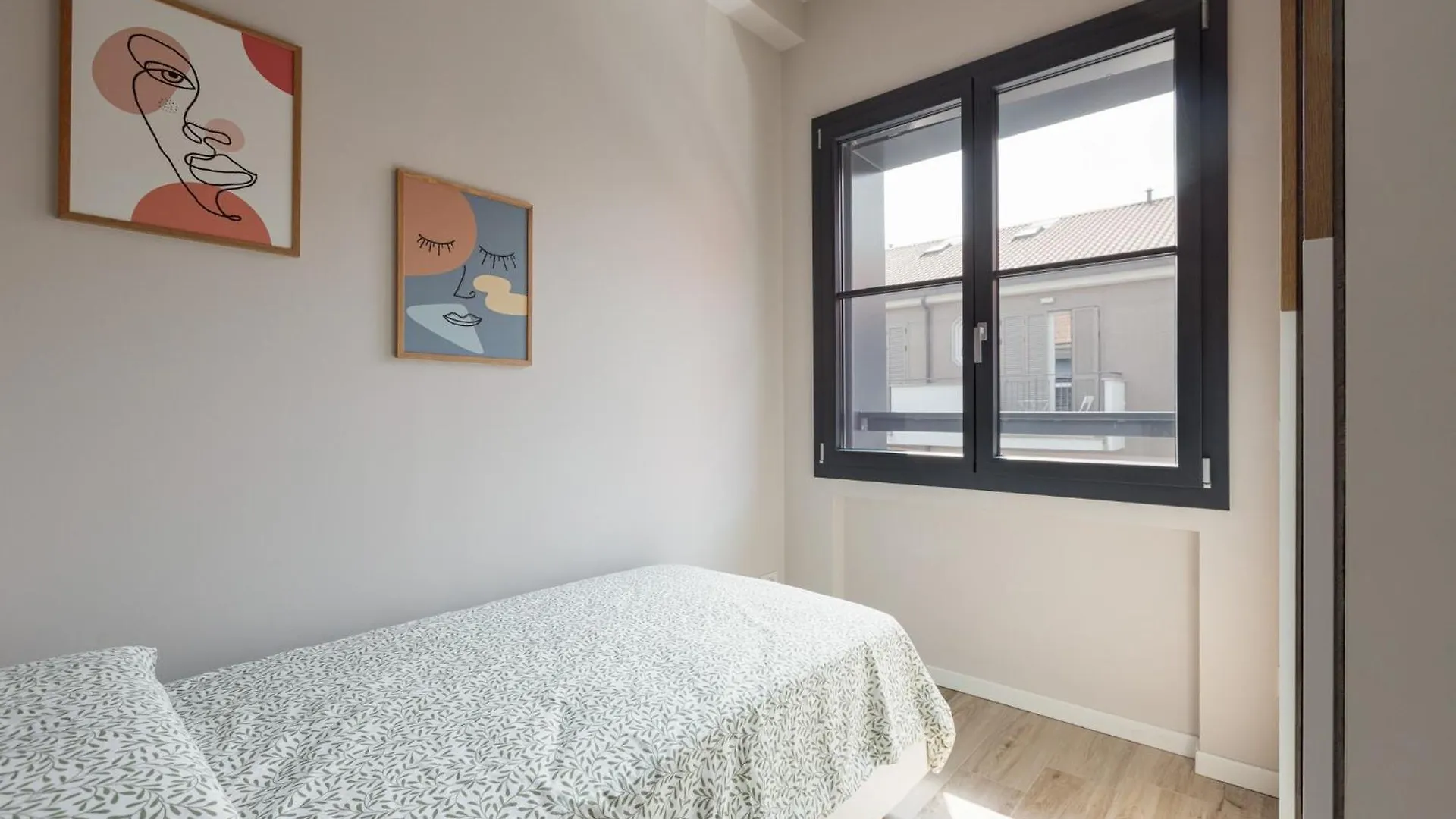 Apartment Superior Apt With Veranda And Shared Swimming Pool Milan